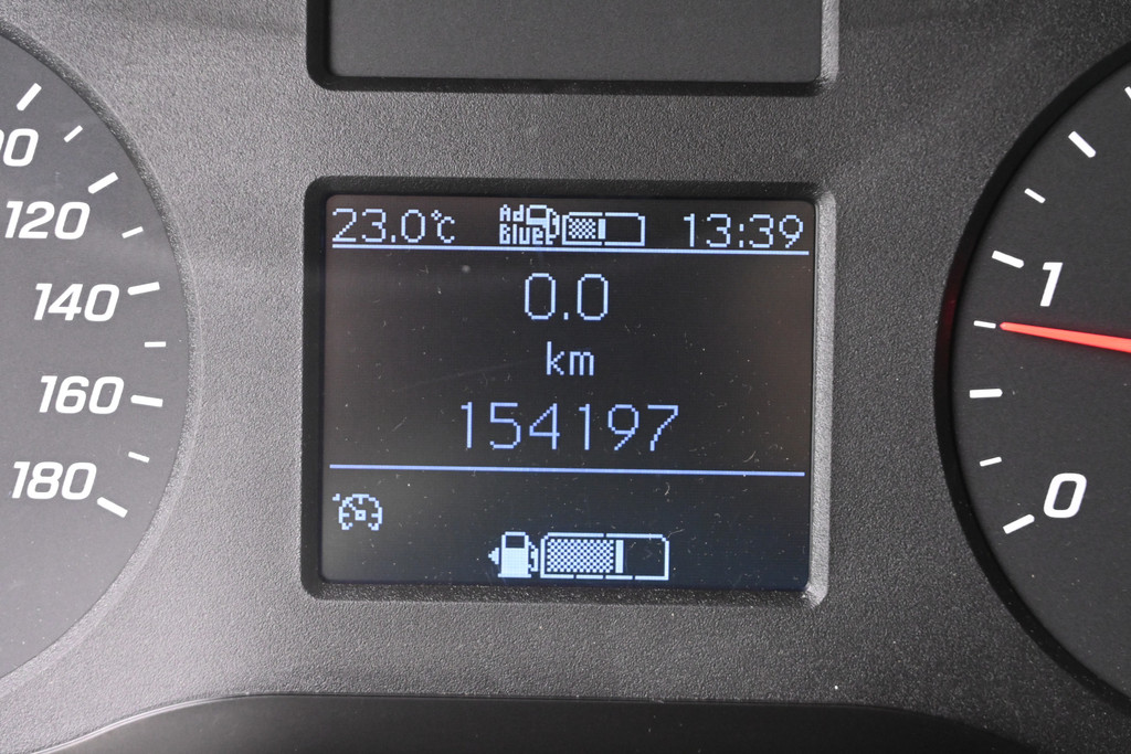 Mercedes-Benz Sprinter 17