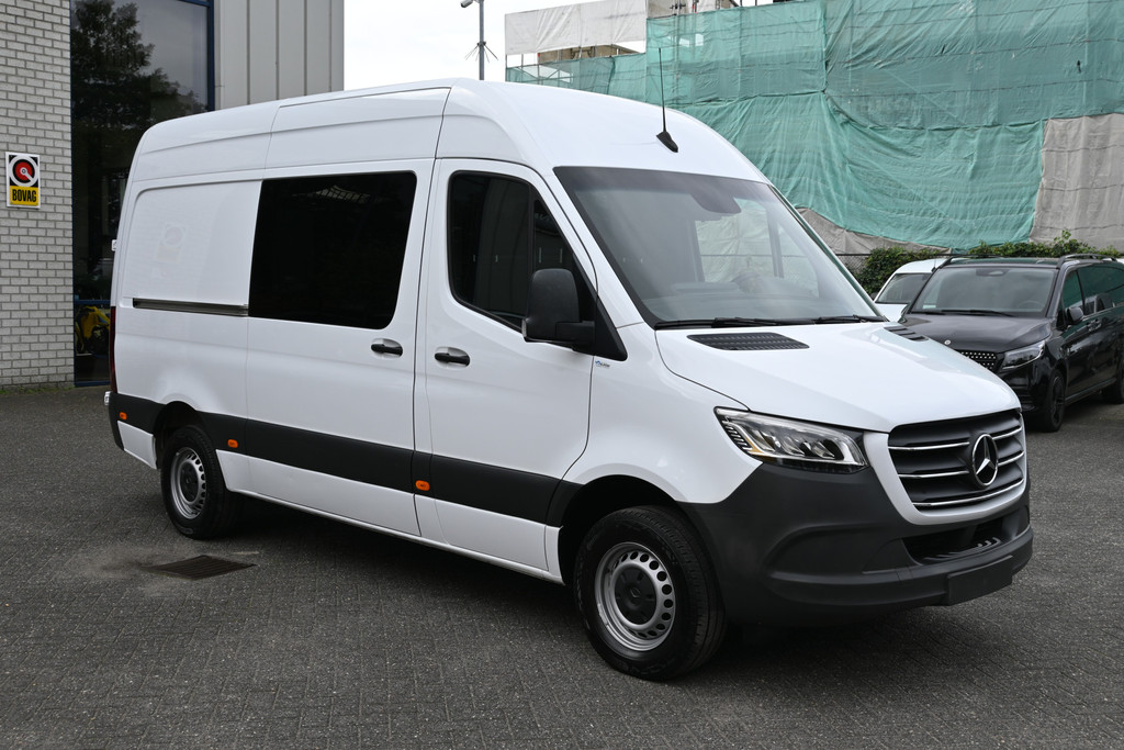Mercedes-Benz Sprinter 8