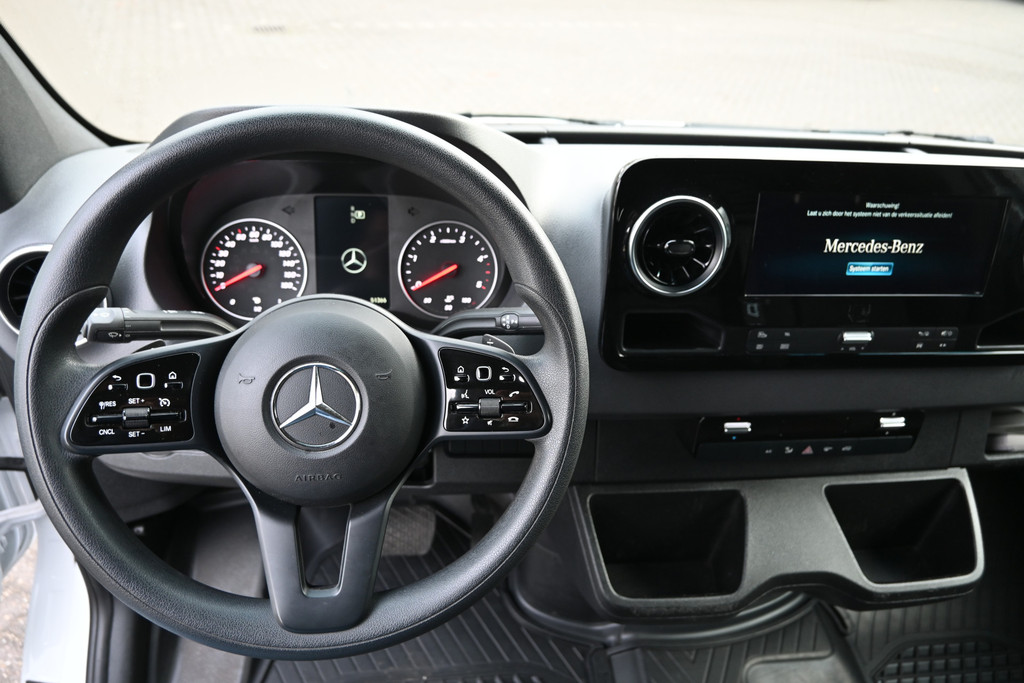 Mercedes-Benz Sprinter 15