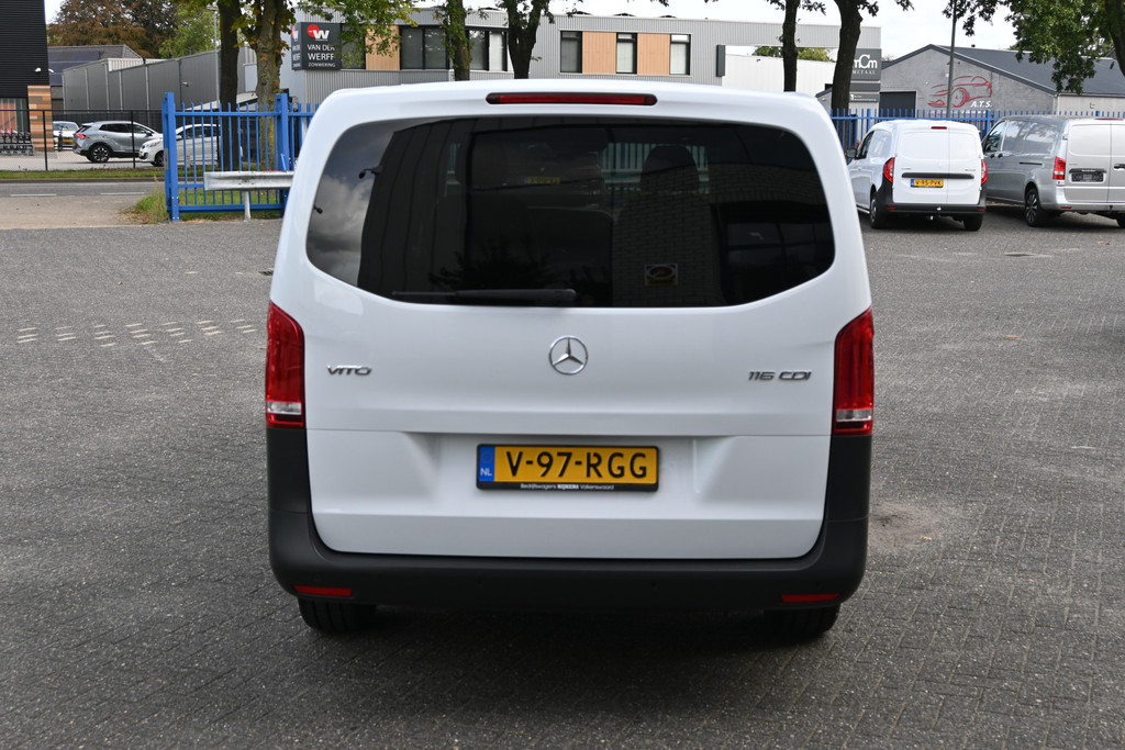 Mercedes-Benz Vito 8