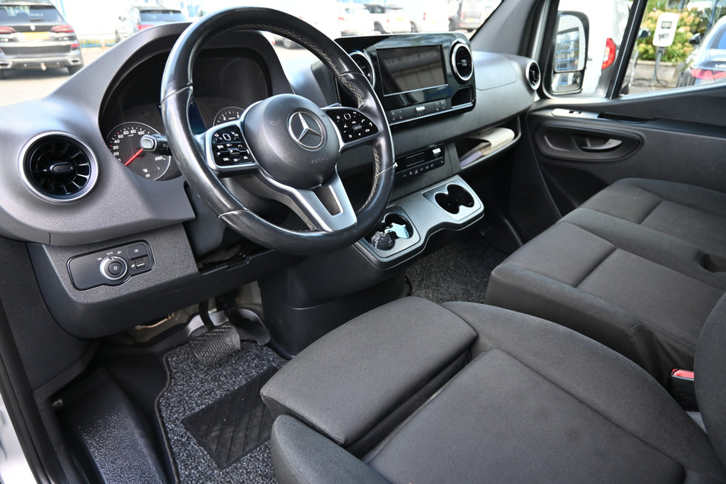 Mercedes-Benz Sprinter 3