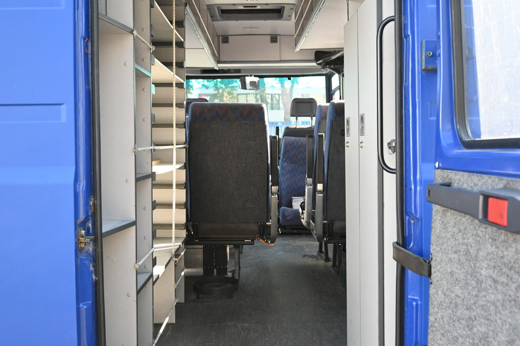 Mercedes-Benz Vario 10