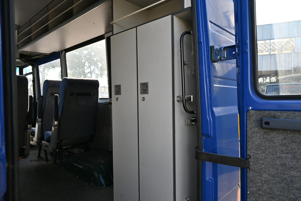 Mercedes-Benz Vario 12