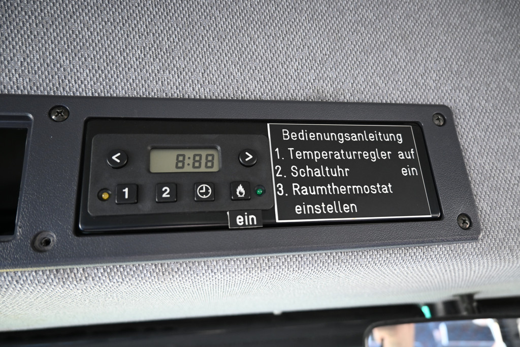 Mercedes-Benz Vario 15