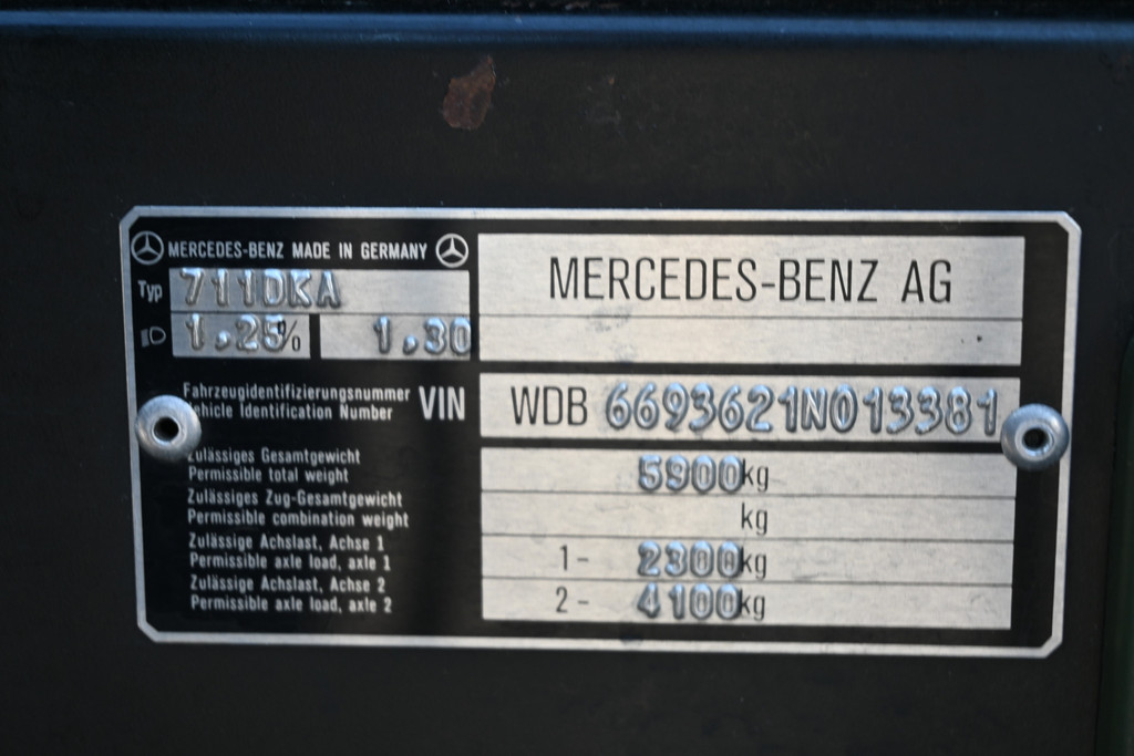 Mercedes-Benz Vario 16