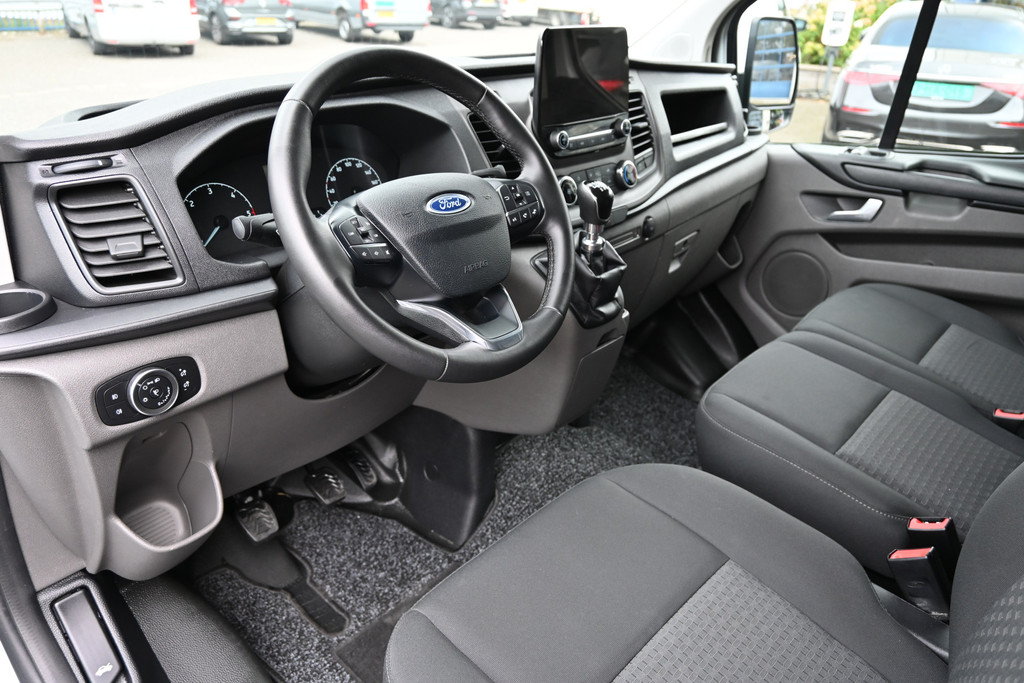 Ford Transit Custom 3