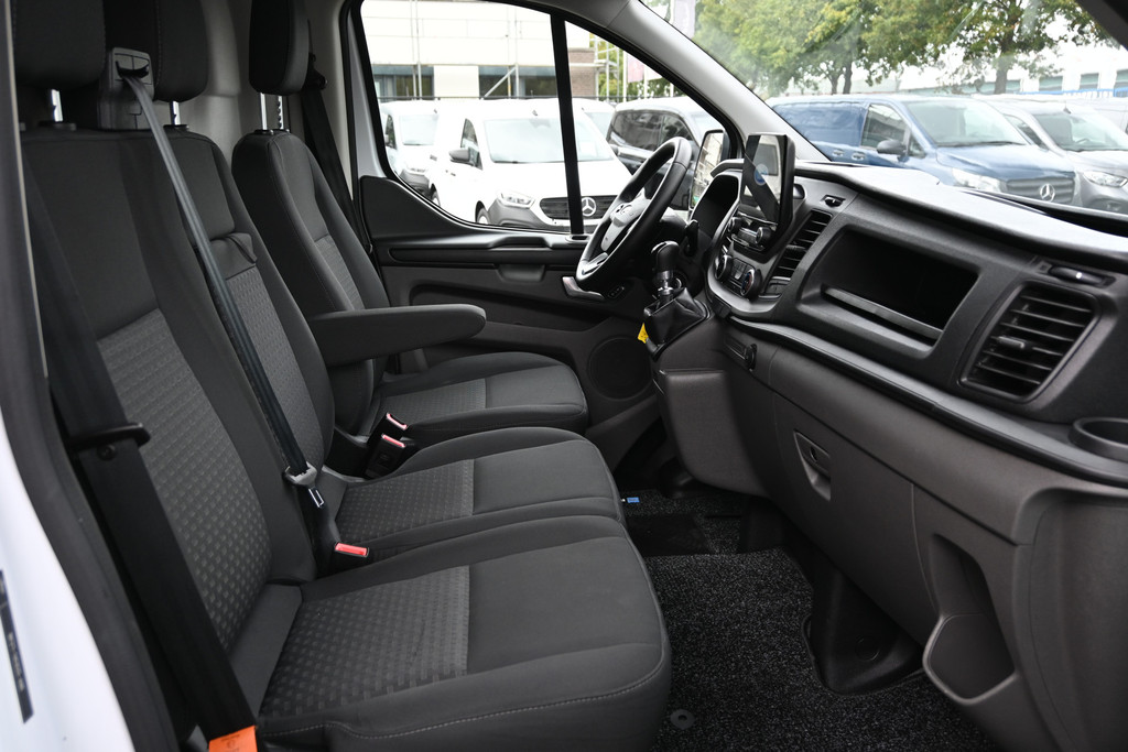 Ford Transit Custom 6