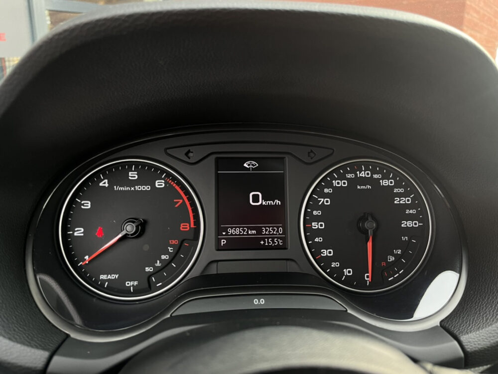 Audi Q2 30 TFSI Design Pro Line // NAVI // CLIMA // PDC 22