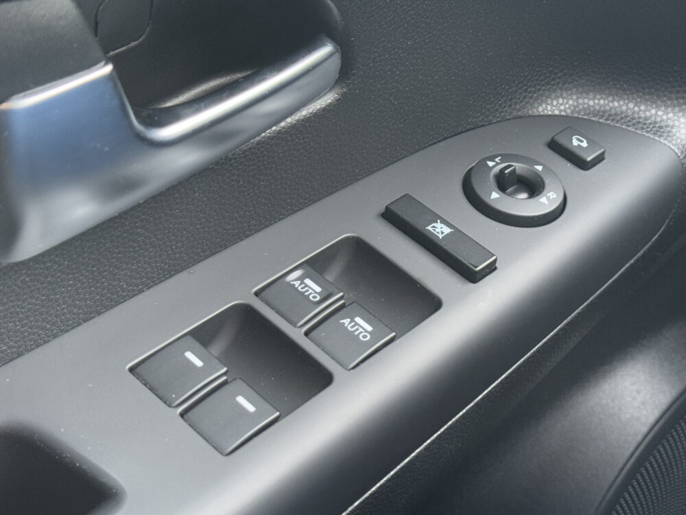Kia Venga 1.6 CVVT ExecutiveLine //PANO// KEYLESS // STOEL+STUURVERWARMING // CAMERA+SENSOREN // 27