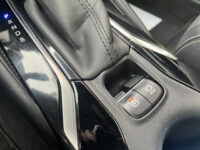 Toyota Corolla 1.8 Hybrid Dynamic // FULL LED // HALF LEDER // ADAPT. CRUISE // KEYLESS // CAMERA // STOELVERWARMING // CARPLAY // 66