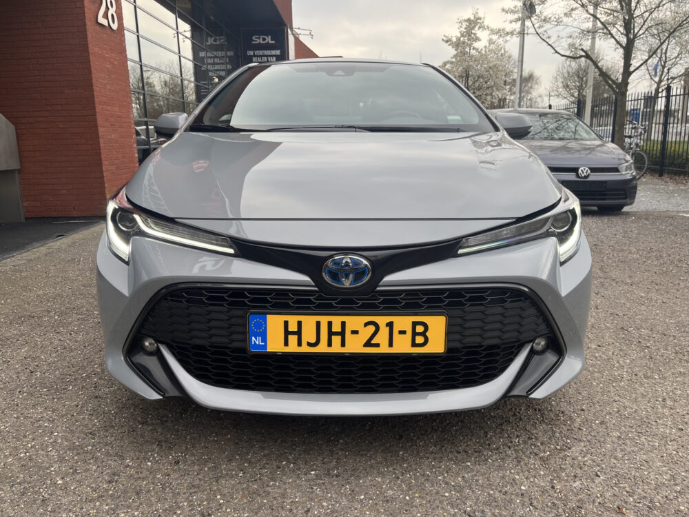 Toyota Corolla 1.8 Hybrid Dynamic // FULL LED // HALF LEDER // ADAPT. CRUISE // KEYLESS // CAMERA // STOELVERWARMING // CARPLAY // 9