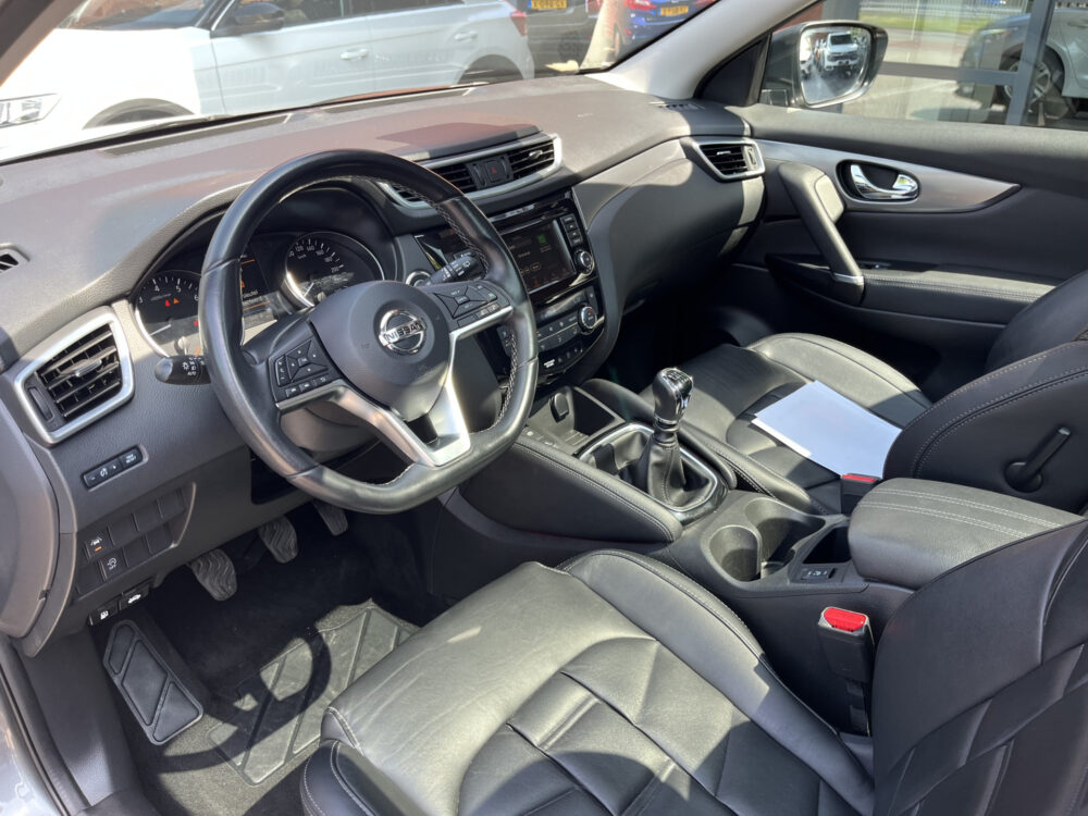 Nissan QASHQAI 1.3 DIG-T Tekna + // FULL LED // PANO-DAK // ELEK. STOEL // 360 CAMERA 16