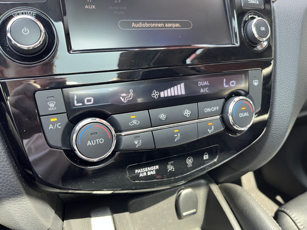 Nissan QASHQAI 1.3 DIG-T Tekna + // FULL LED // PANO-DAK // ELEK. STOEL // 360 CAMERA 25