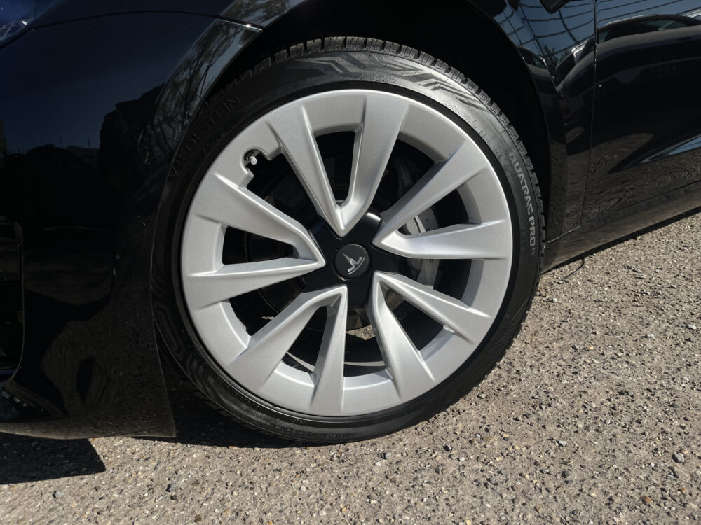 Tesla Model 3 Standard RWD Plus 60 kWh // LEDER // PANODAK // ELEK.STOELEN+GEHEUGEN // AUTOPILOT /// 360 CAMERA // NAVI // 9