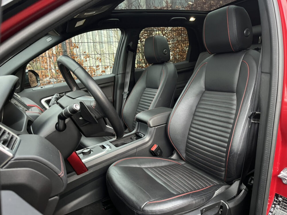 Land Rover Discovery Sport 2.0 Si4 Anniversary // HALF LEDER // XENON // Trekhaak // CAMERA // NAVI 12