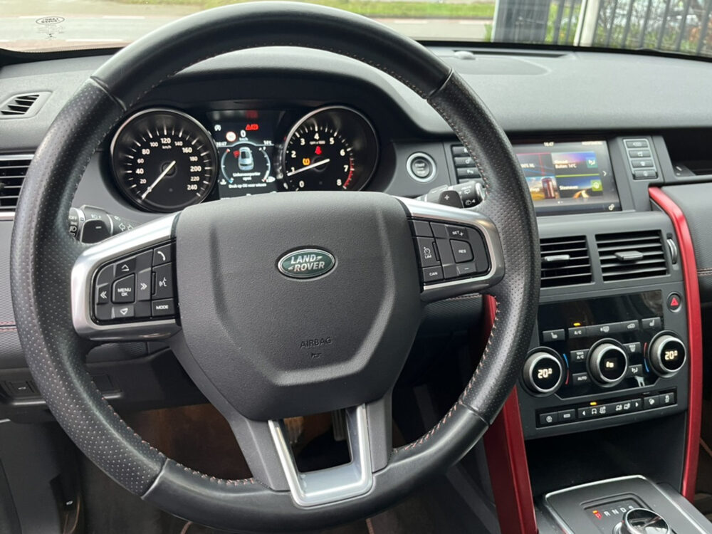 Land Rover Discovery Sport 2.0 Si4 Anniversary // HALF LEDER // XENON // Trekhaak // CAMERA // NAVI 16