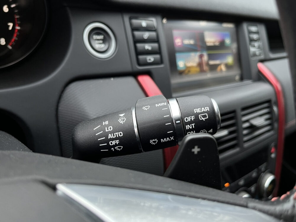 Land Rover Discovery Sport 2.0 Si4 Anniversary // HALF LEDER // XENON // Trekhaak // CAMERA // NAVI 22