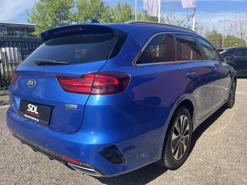 Kia Ceed Sportswagon 1.6 GDI PHEV DynamicLine // FULL LED // KEYLESS // NAVI + CARPLAY // PDC // CRUISE 6