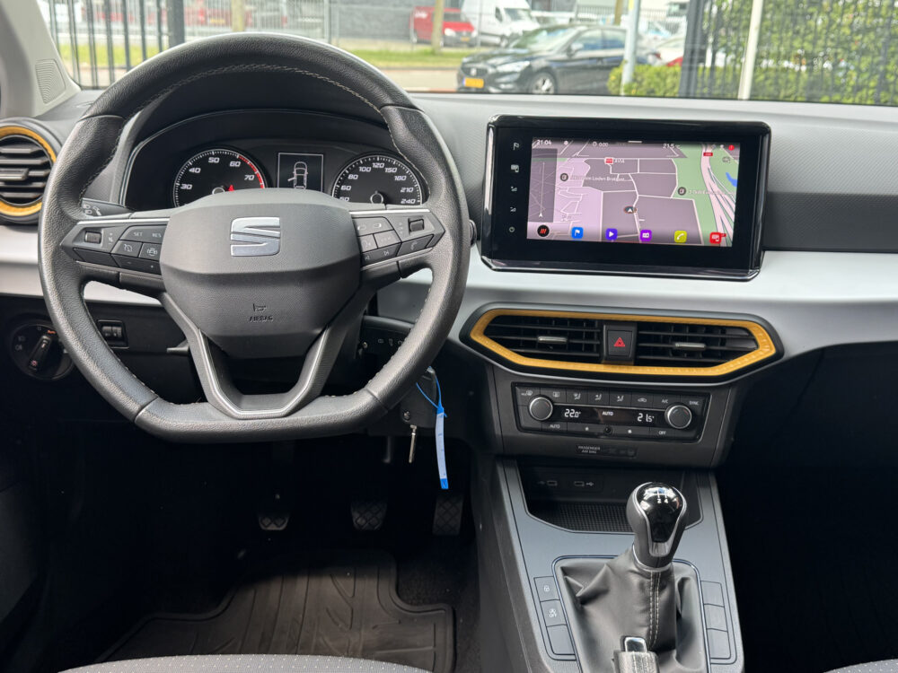 SEAT Ibiza 1.0 Reference // CARPLAY / ANDROID AUTO // CLIMA // PDC // NAVI // CRUISE // 11