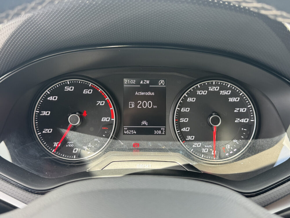 SEAT Ibiza 1.0 Reference // CARPLAY / ANDROID AUTO // CLIMA // PDC // NAVI // CRUISE // 19