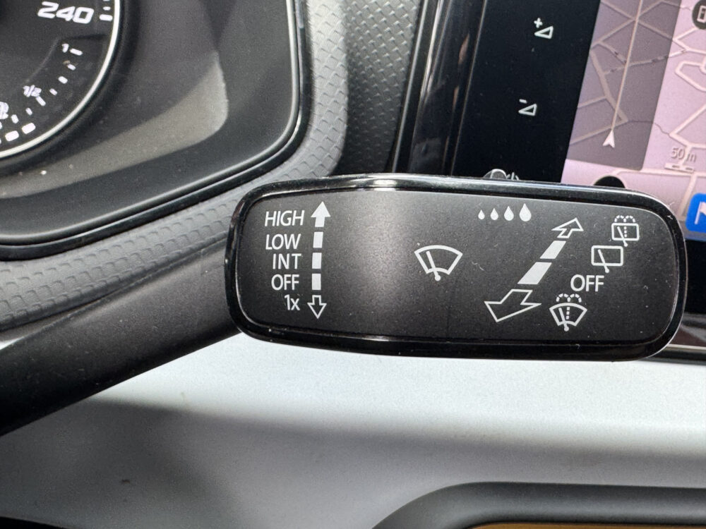 SEAT Ibiza 1.0 Reference // CARPLAY / ANDROID AUTO // CLIMA // PDC // NAVI // CRUISE // 22