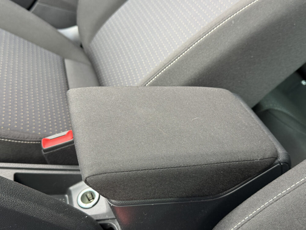 SEAT Ibiza 1.0 Reference // CARPLAY / ANDROID AUTO // CLIMA // PDC // NAVI // CRUISE // 26