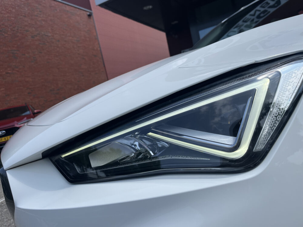 CUPRA Formentor 1.4 e-Hybrid Business // FULL LED // ADAPT. CRUISE // HALF LEDER // CAMERA+SENSOREN // NAVI // KEYLESS // 3