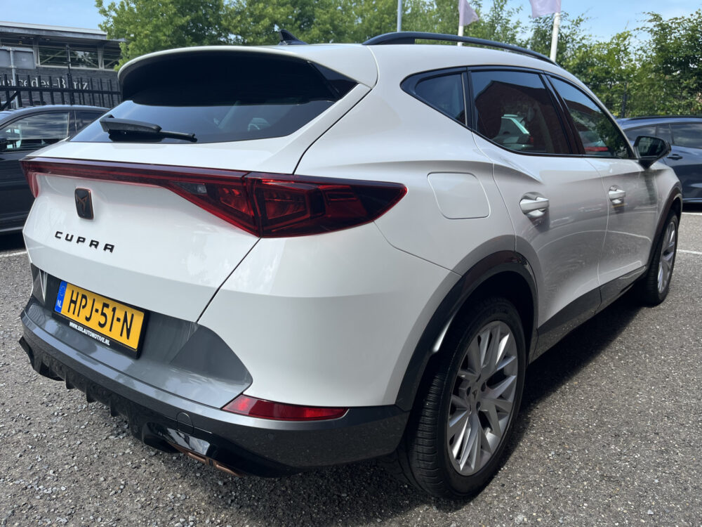 CUPRA Formentor 1.4 e-Hybrid Business // FULL LED // ADAPT. CRUISE // HALF LEDER // CAMERA+SENSOREN // NAVI // KEYLESS // 8