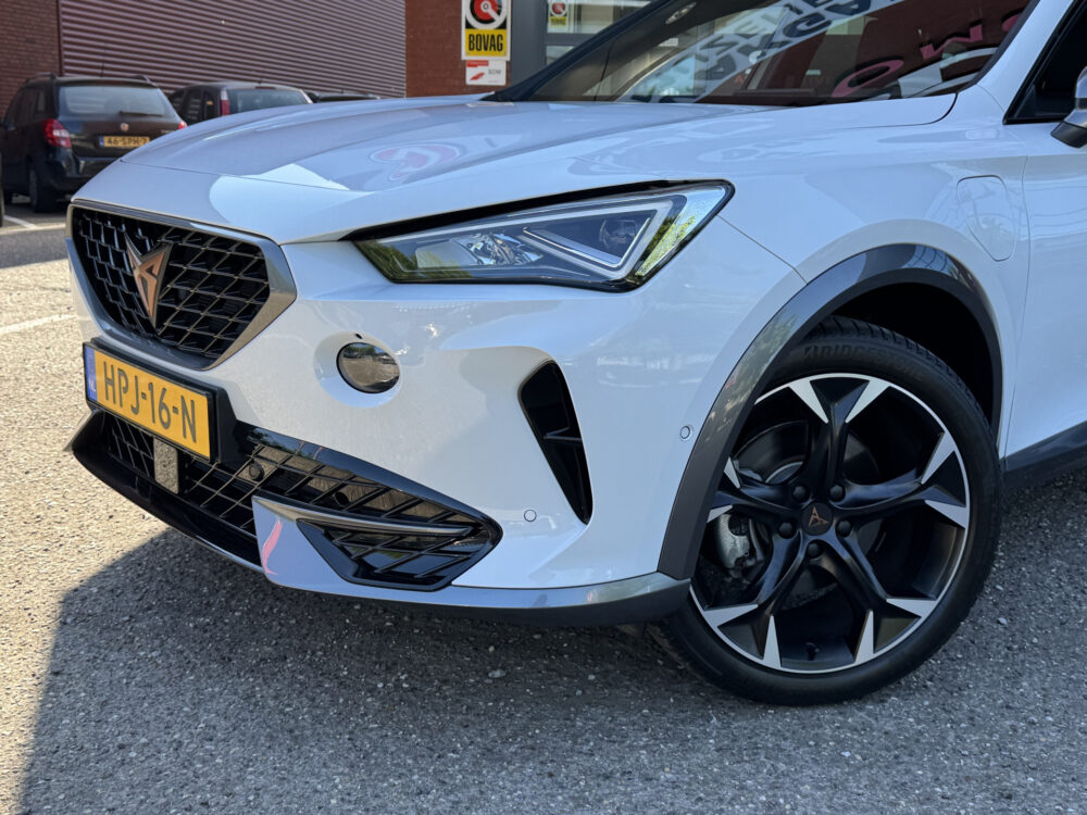 CUPRA Formentor 1.4 e-Hybrid VZ Copper Edition // FULL LED // NAVI + CARPLAY // CAMERA // DIGITAL COCKPIT 6