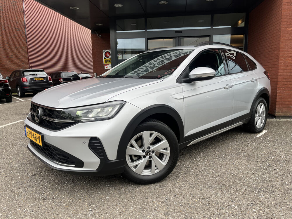 Volkswagen Taigo 1.0 TSI Style 110PK! // LED // CRUISE // NAVI+CARPLAY // STOELVERWARMING // 1