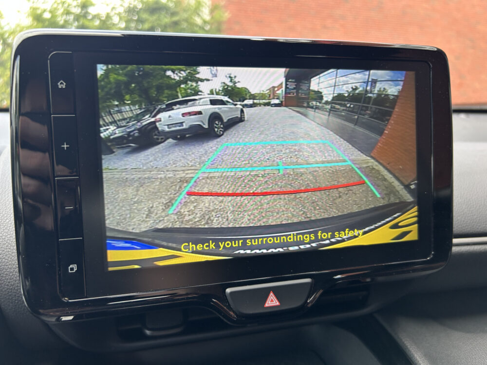 Toyota Yaris Cross 1.5 Hybrid Dynamic // NAVI // CAMERA // ADAPTIVE CRUISE // CLIMA // 16