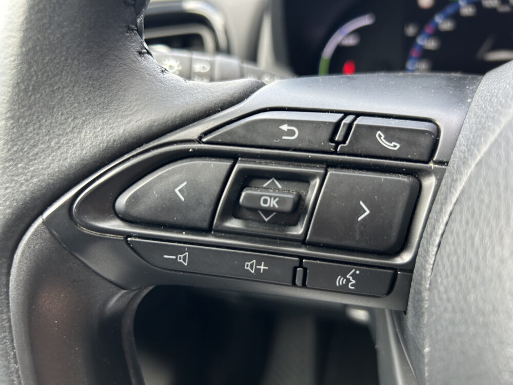 Toyota Yaris Cross 1.5 Hybrid Dynamic // NAVI // CAMERA // ADAPTIVE CRUISE // CLIMA // 9