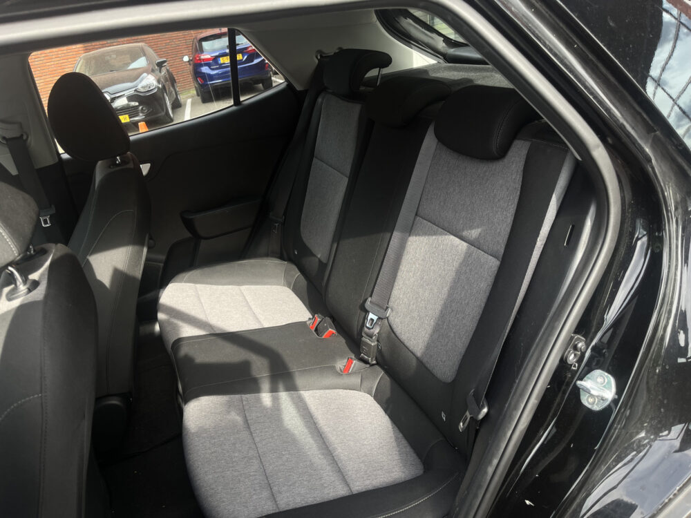 Kia Stonic 1.0 T-GDi DynamicLine // NAVI // CAMERA // CRUISE CONTROL // 13