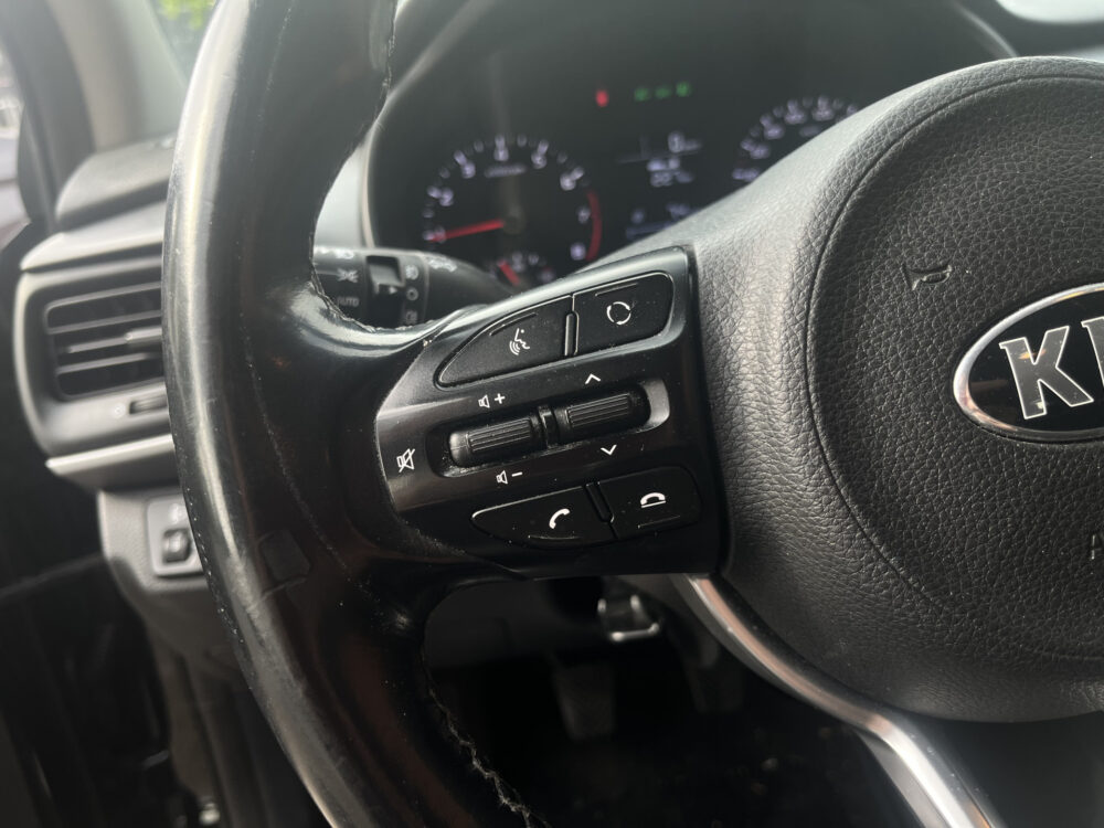 Kia Stonic 1.0 T-GDi DynamicLine // NAVI // CAMERA // CRUISE CONTROL // 17
