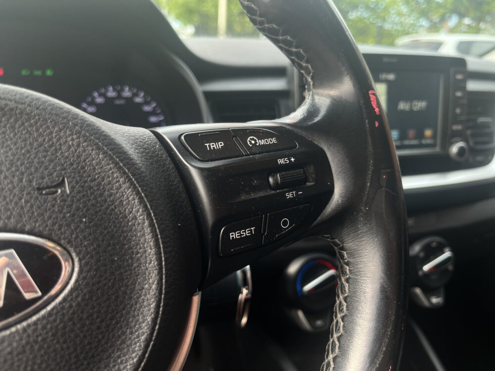 Kia Stonic 1.0 T-GDi DynamicLine // NAVI // CAMERA // CRUISE CONTROL // 18