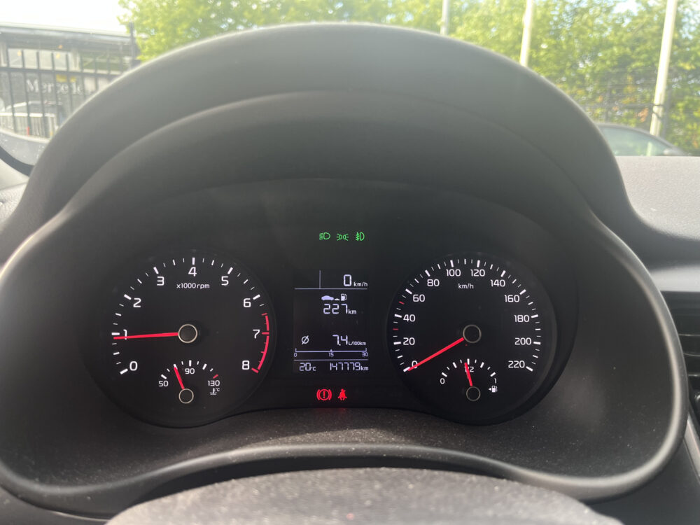 Kia Stonic 1.0 T-GDi DynamicLine // NAVI // CAMERA // CRUISE CONTROL // 24