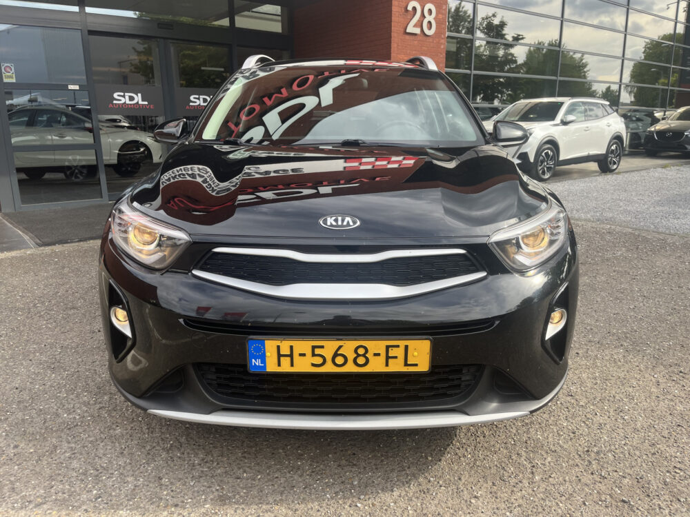Kia Stonic 1.0 T-GDi DynamicLine // NAVI // CAMERA // CRUISE CONTROL // 8