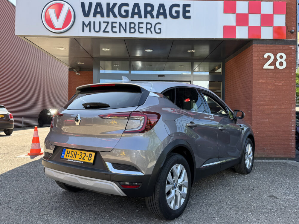Renault Captur 1.6 E-Tech Plug-in Hybrid 160 Business // NAVI // CAMERA // CLIMA // CRUISE // LED 3