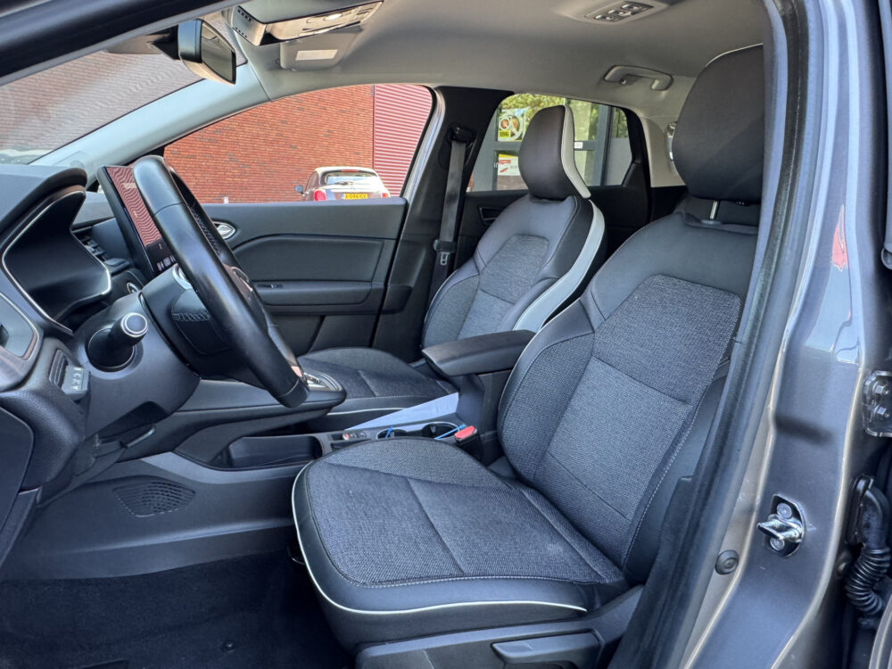 Renault Captur 1.6 E-Tech Plug-in Hybrid 160 Business // NAVI // CAMERA // CLIMA // CRUISE // LED 9
