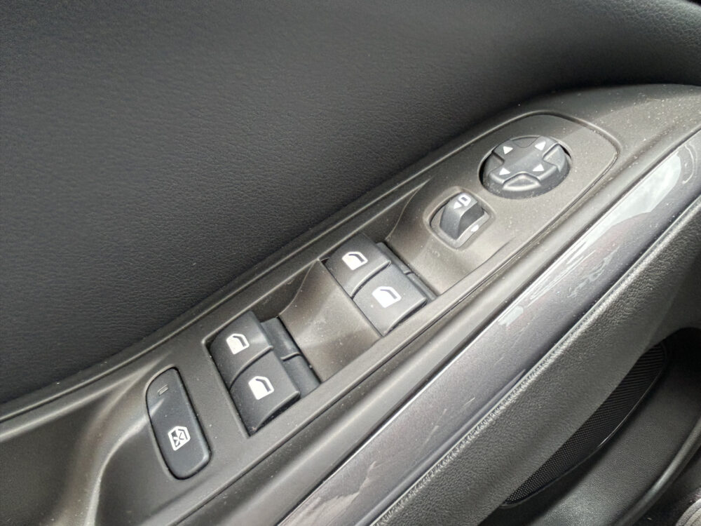 Opel Grandland 1.6 Turbo Hybrid Business Elegance // NAVI + CARPLAY // CLIMA // PDC // CAMERA // ELEK. KOFFERKLEP 22
