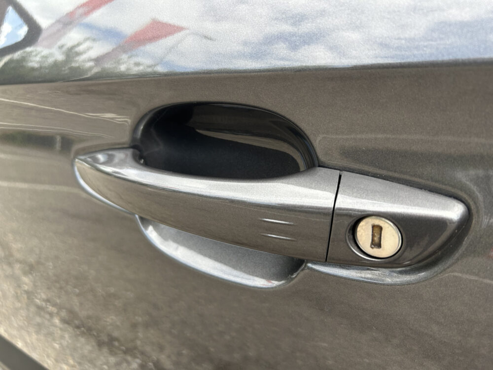 Opel Grandland 1.6 Turbo Hybrid Business Elegance // NAVI + CARPLAY // CLIMA // PDC // CAMERA // ELEK. KOFFERKLEP 28