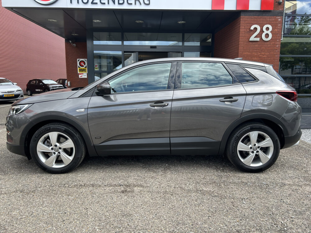 Opel Grandland 1.6 Turbo Hybrid Business Elegance // NAVI + CARPLAY // CLIMA // PDC // CAMERA // ELEK. KOFFERKLEP 3