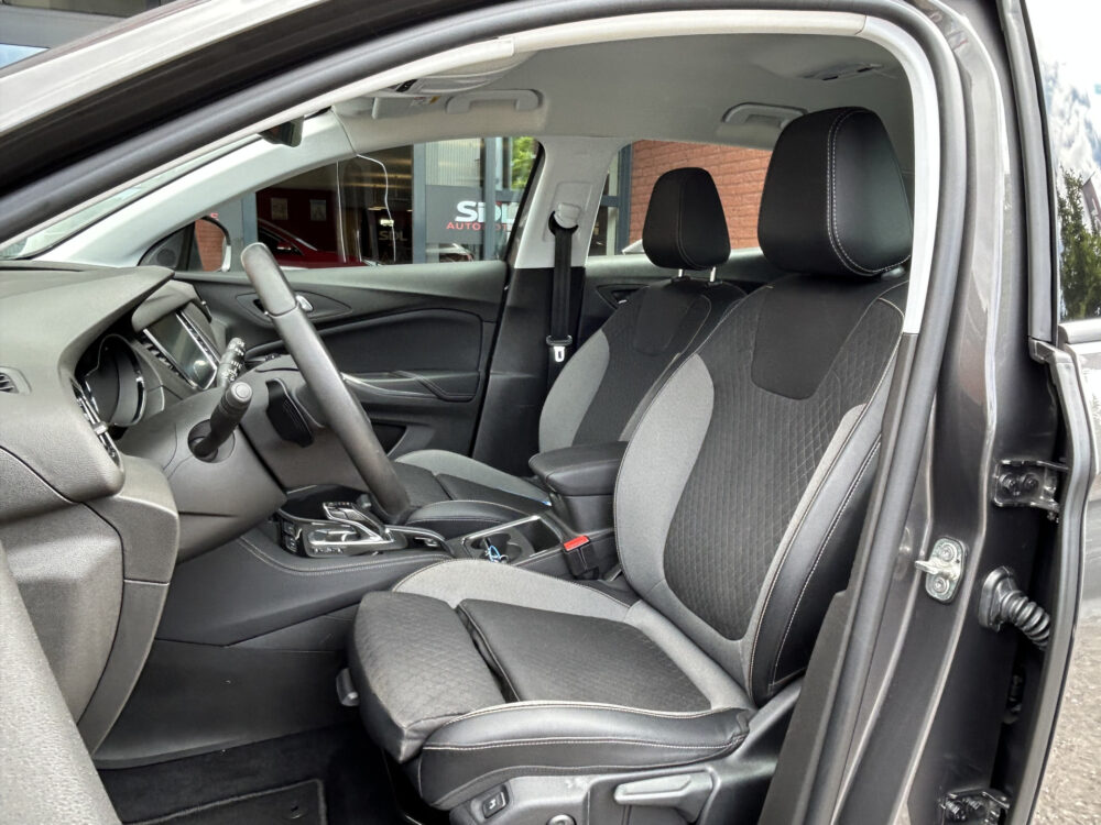 Opel Grandland 1.6 Turbo Hybrid Business Elegance // NAVI + CARPLAY // CLIMA // PDC // CAMERA // ELEK. KOFFERKLEP 8