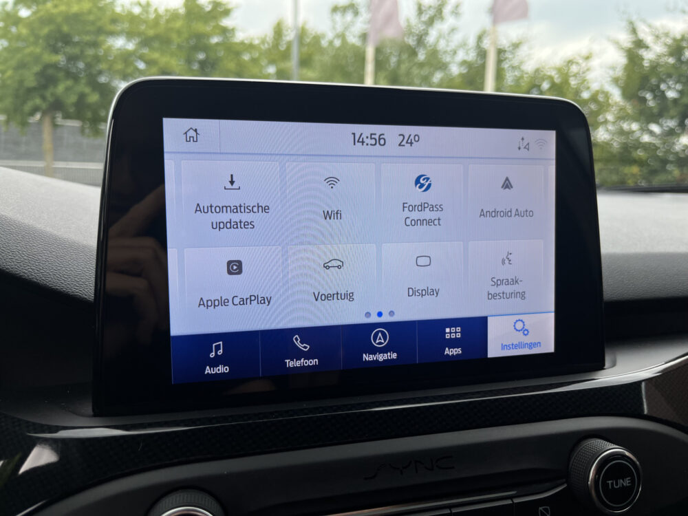 Ford FOCUS Wagon 1.0 EcoBoost ST Line // NAVI // PDC // CRUISE // LED // BLUETOOTH // AIRCO 25