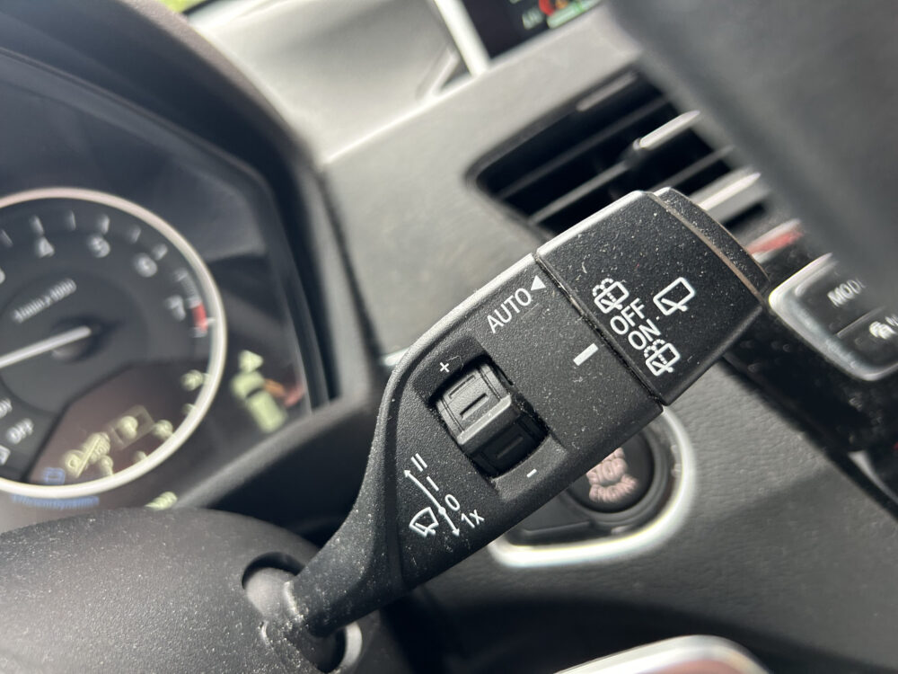 BMW X1 xDrive20i High Executive // HUD // FULL LED // LEDER // CAMERA // NAVI // PDC 12
