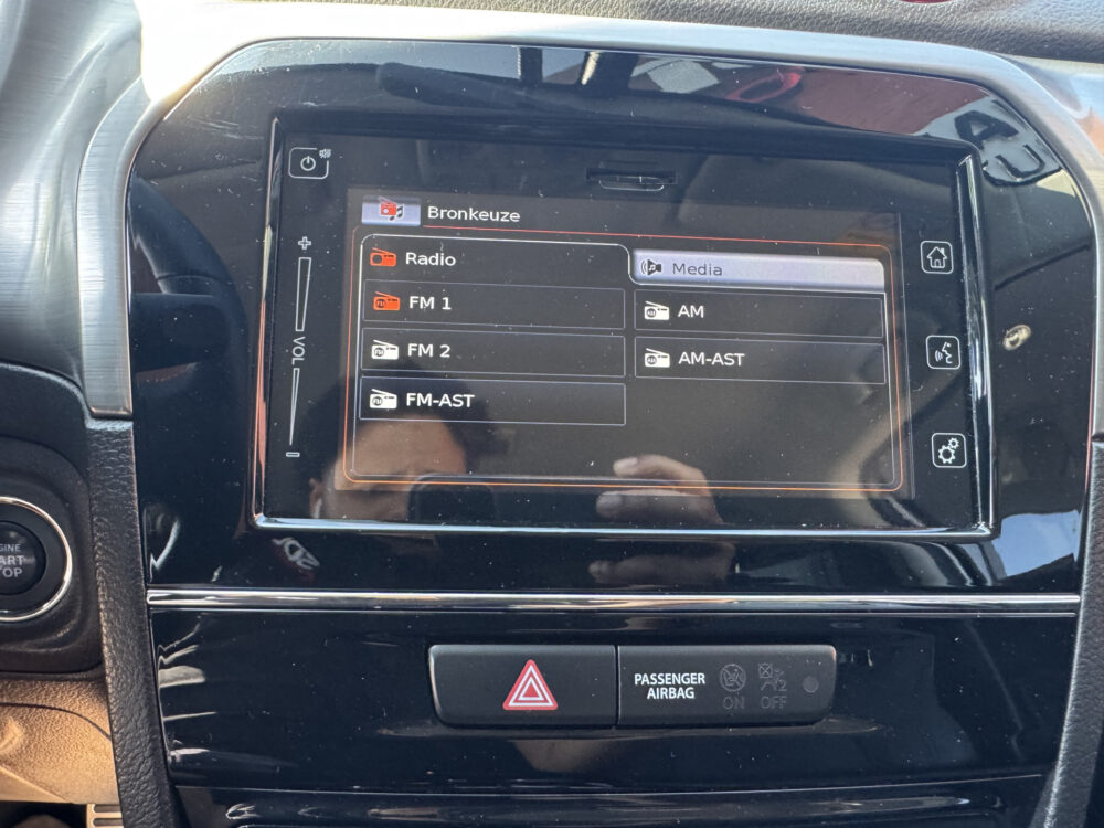 Suzuki Vitara 1.4 S // CARPLAY & ANDROID AUTO // SENSOREN VOOR + ACHTER // ADAPTIVE CRUISE // CLIMA 16