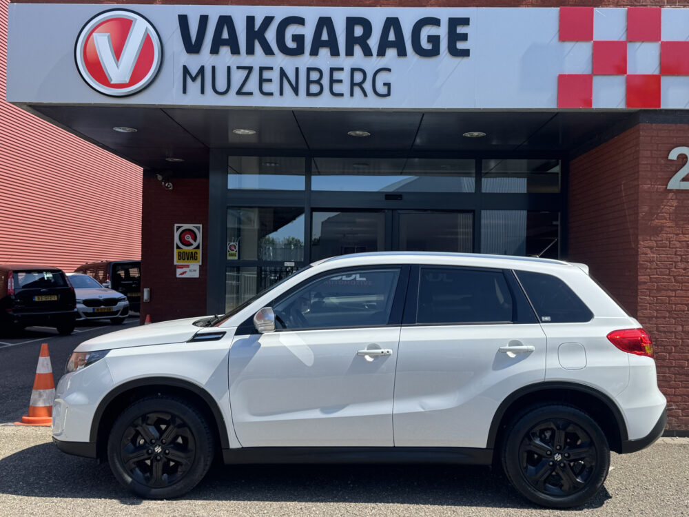 Suzuki Vitara 1.4 S // CARPLAY & ANDROID AUTO // SENSOREN VOOR + ACHTER // ADAPTIVE CRUISE // CLIMA 2
