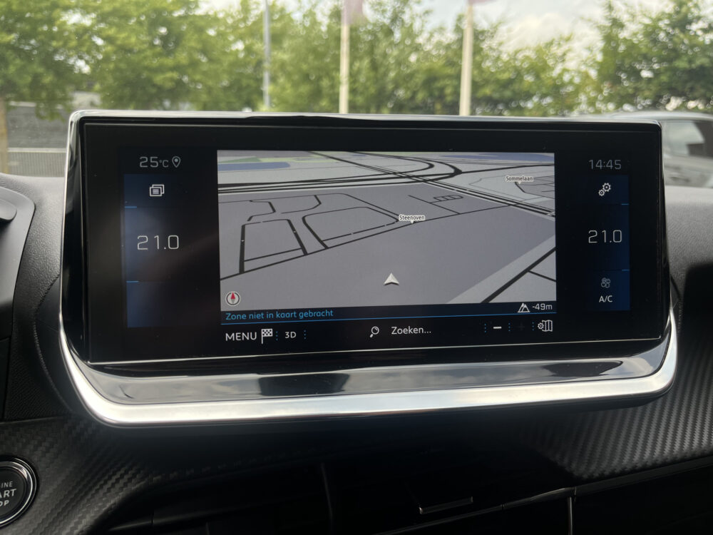 Peugeot 208 1.2 PureTech Allure // HALF LEDER // NAVI+CARPLAY // CAMERA+SENSOREN // CLIMA // CRUISE // 30