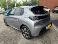 Peugeot 208 1.2 PureTech Allure // HALF LEDER // NAVI+CARPLAY // CAMERA+SENSOREN // CLIMA // CRUISE // 36