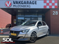 Peugeot 208 1.2 PureTech Allure // CRUISE // NAVI // PDC // APPLE CARPLAY - ANDROID AUTO // DAB RADIO // LED // 29